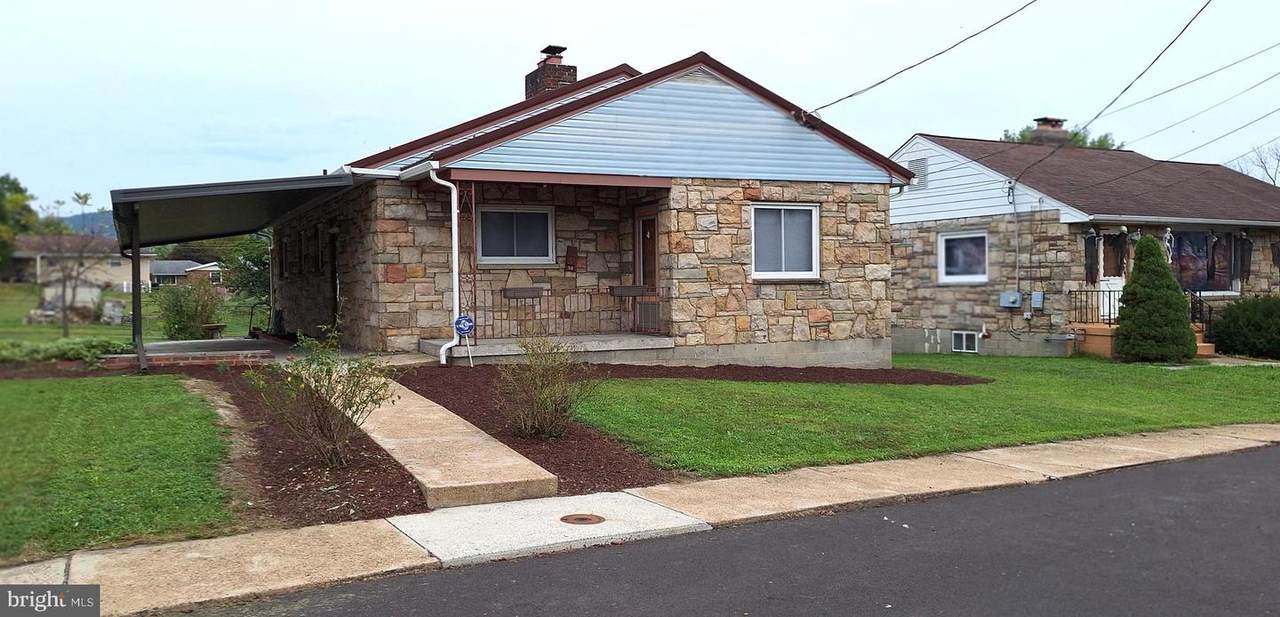 30 Memorial Avenue - Photo 1