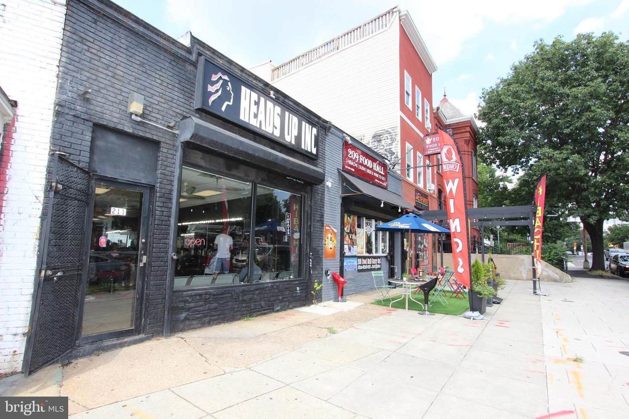 209 New York Avenue - Photo 1