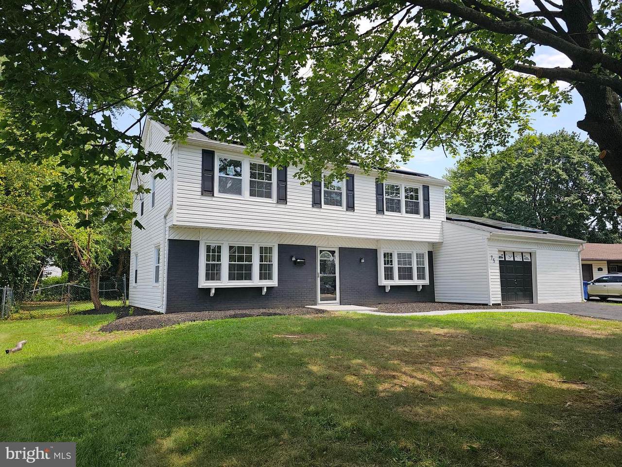 75 Toledo Lane - Photo 1