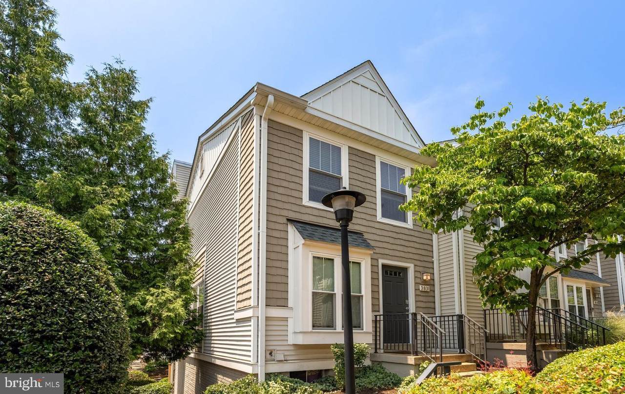 3831 9TH Road - Photo 1