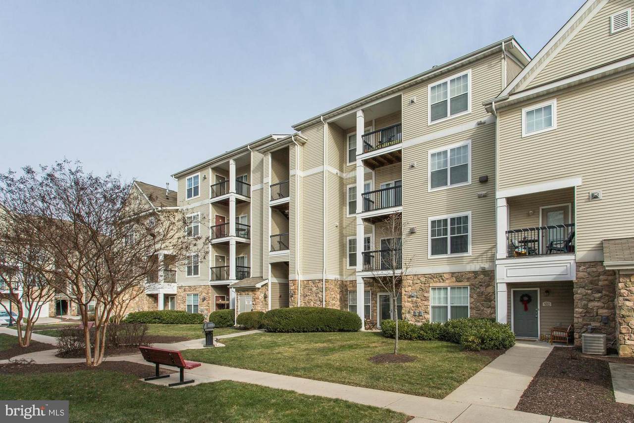 5106-I Travis Edward Way - Photo 1