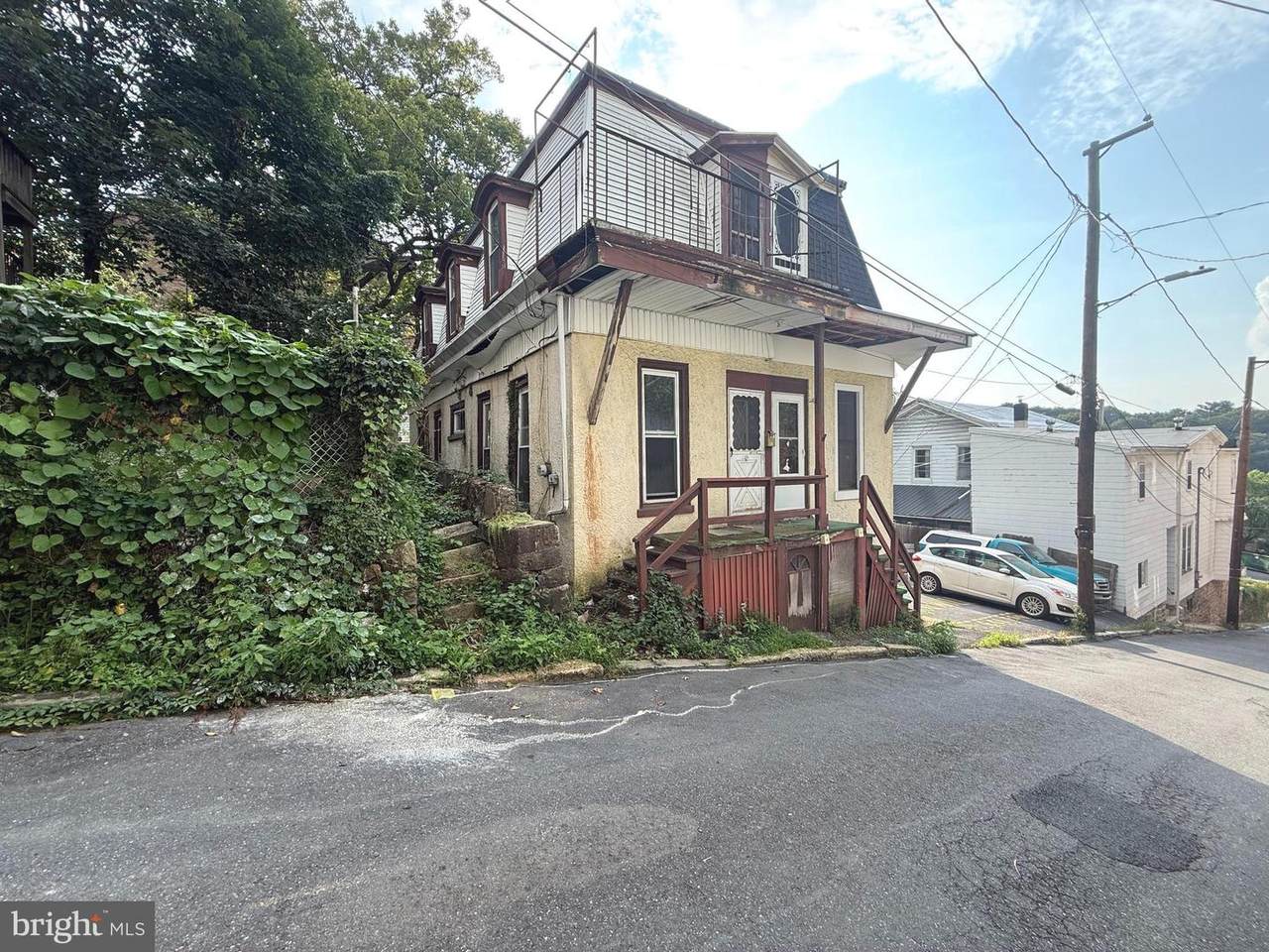116-118 Sixth Street - Photo 1