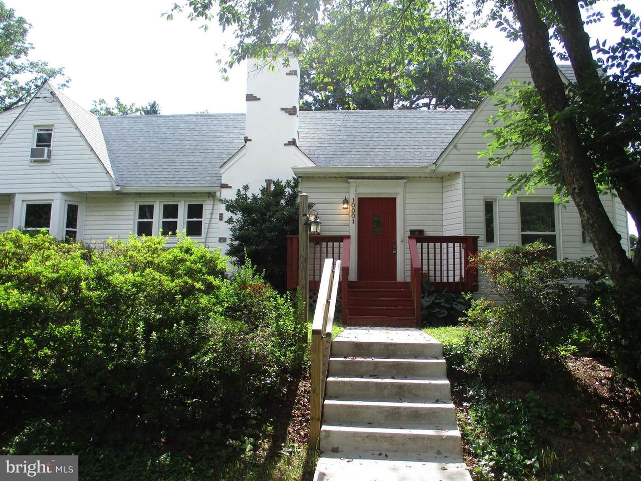 10001 Dallas Avenue - Photo 1