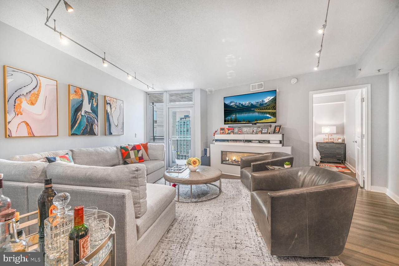 555 Massachusetts Avenue - Photo 1