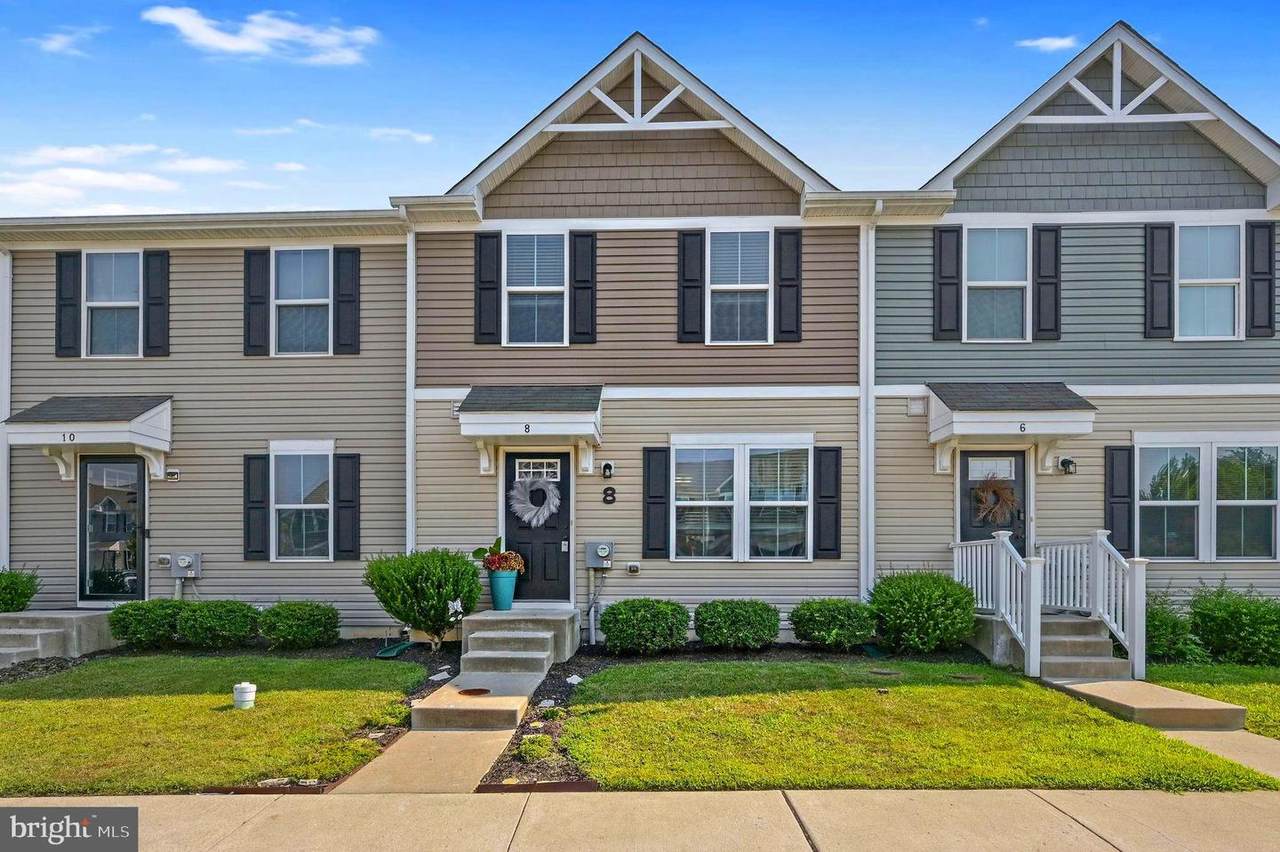 8 Marsh Lane - Photo 1