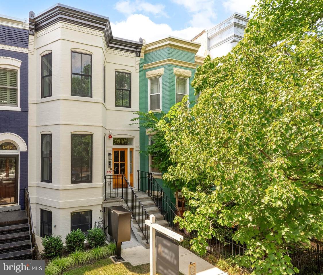 647 G St - Photo 1