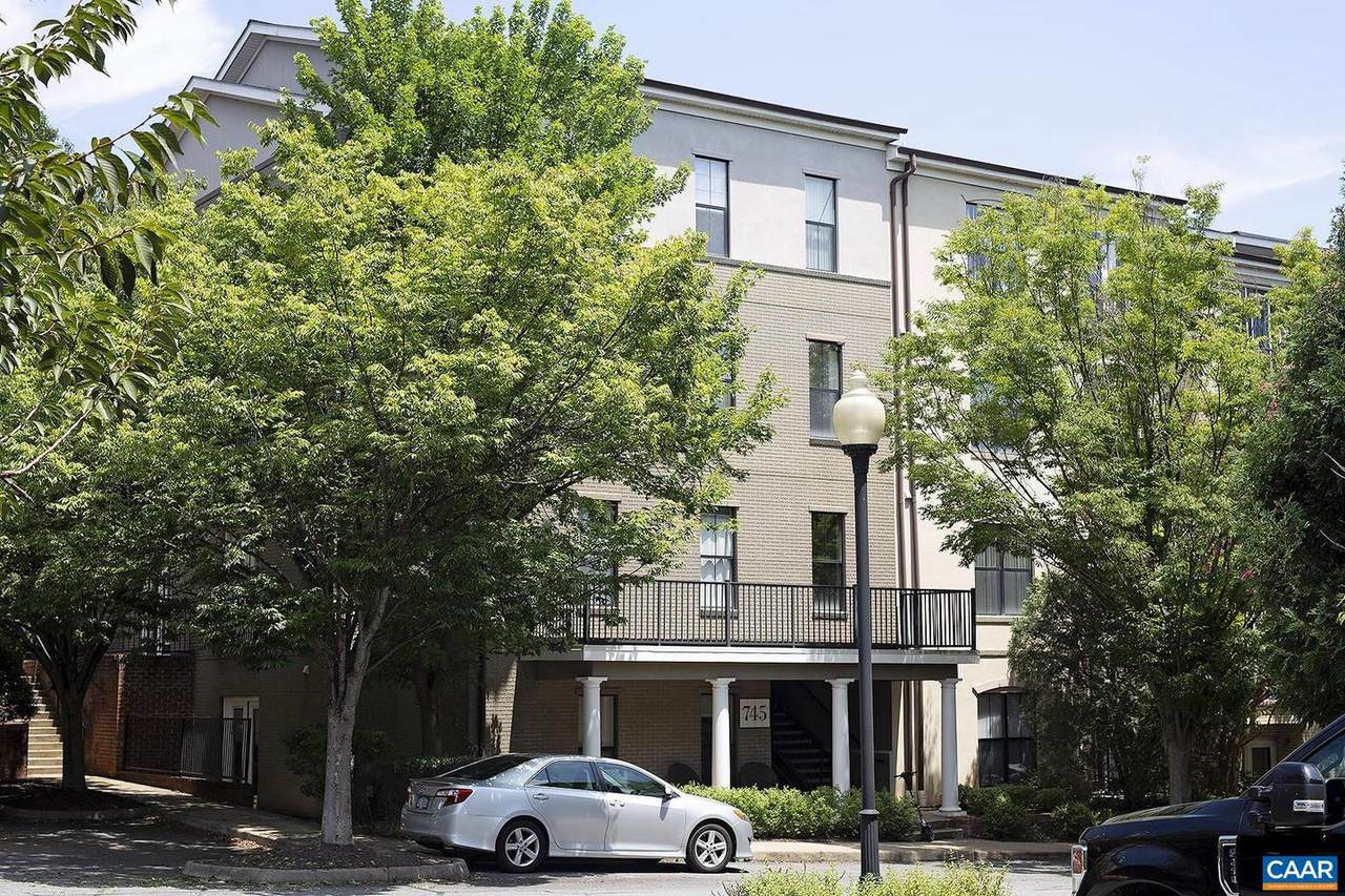 745 Walker Sq - Photo 1