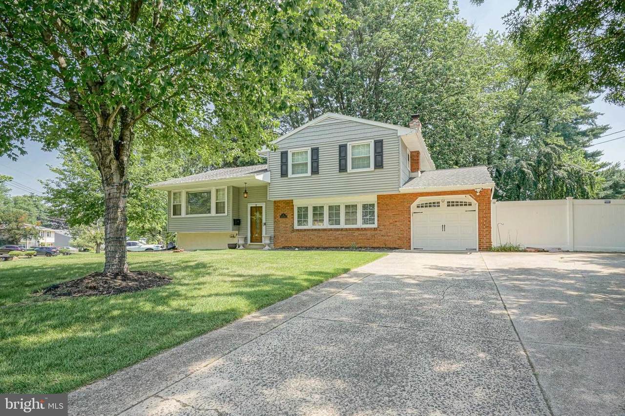 2 Dartmouth Drive - Photo 1