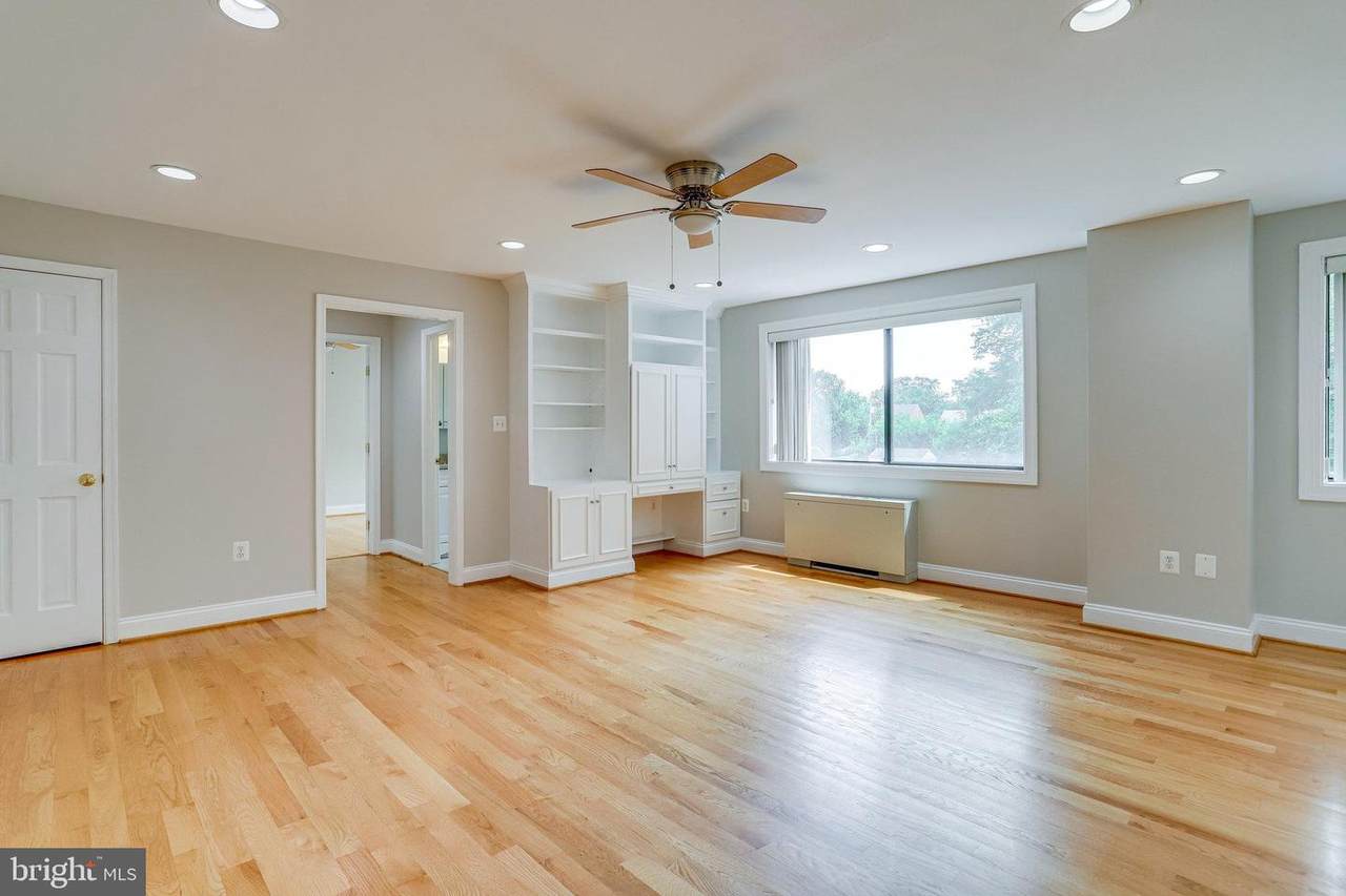 3515 Washington Boulevard - Photo 1