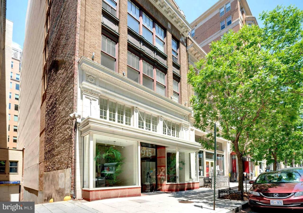 915 E Street - Photo 1
