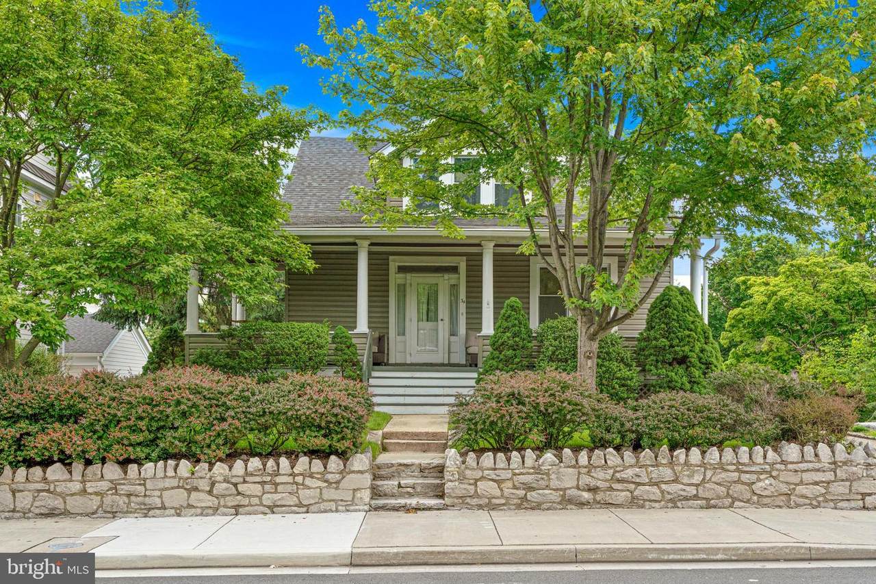 34 Burke Avenue - Photo 1