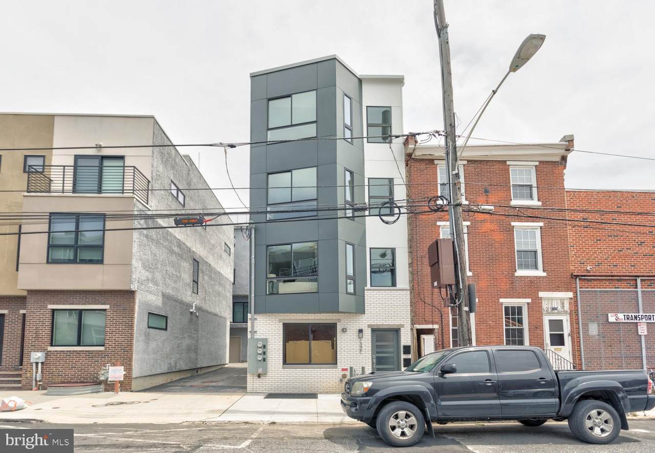 1322 Hope Street - Photo 1