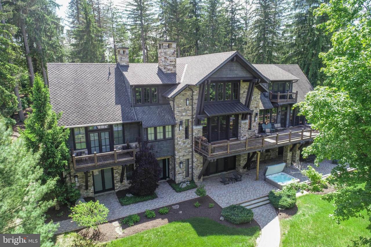 1010 Holy Cross Drive - Photo 1