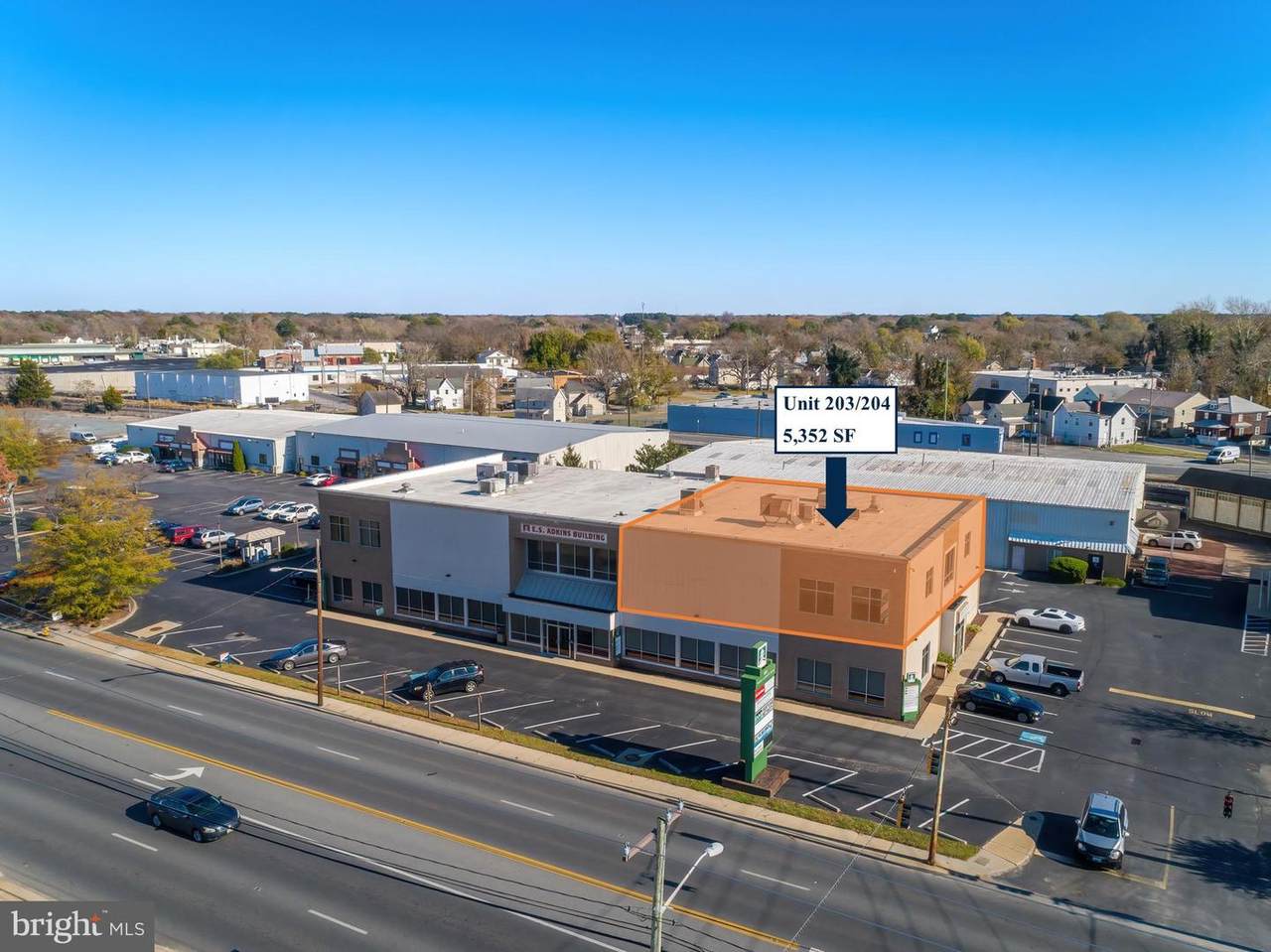 801 N Salisbury Boulevard - Photo 1