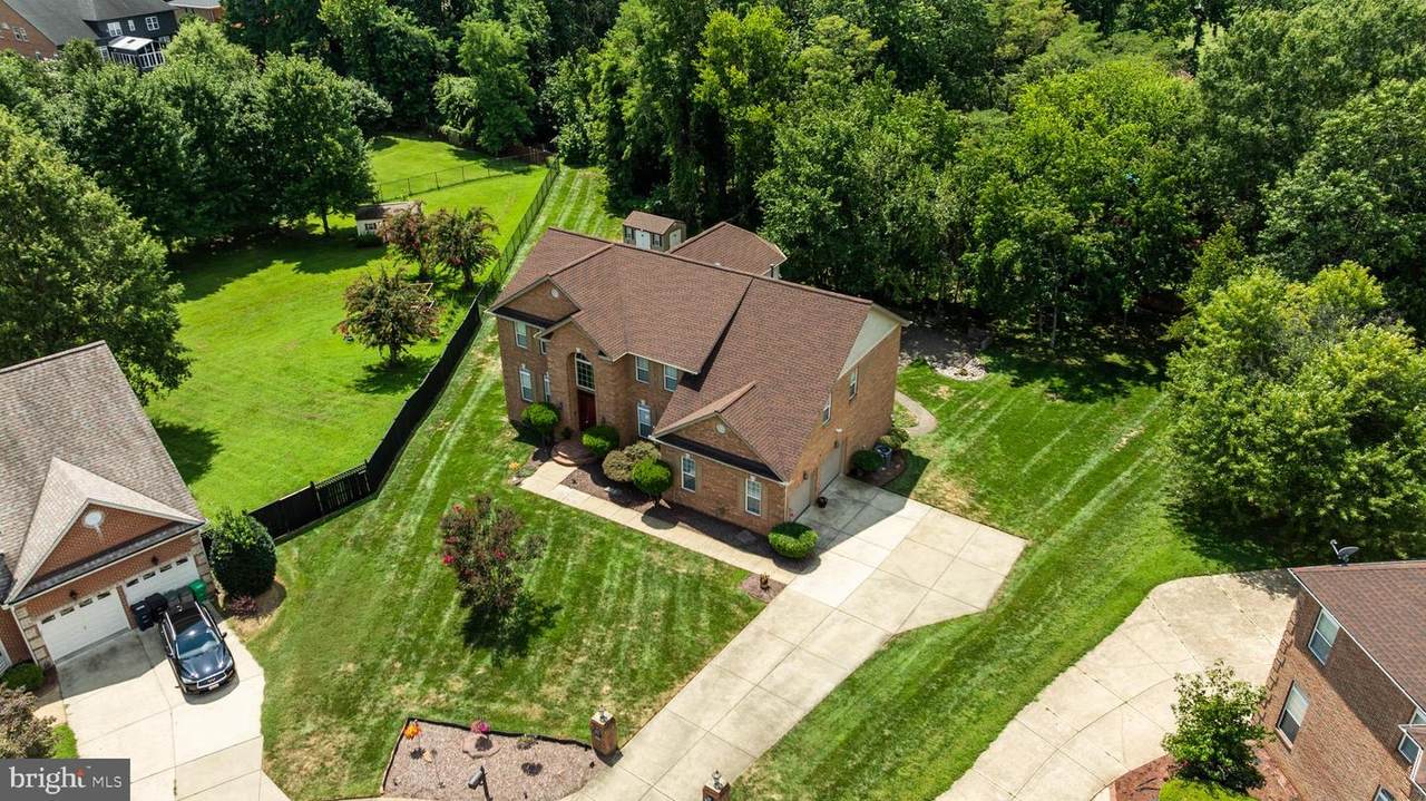 912 Raad Court - Photo 1