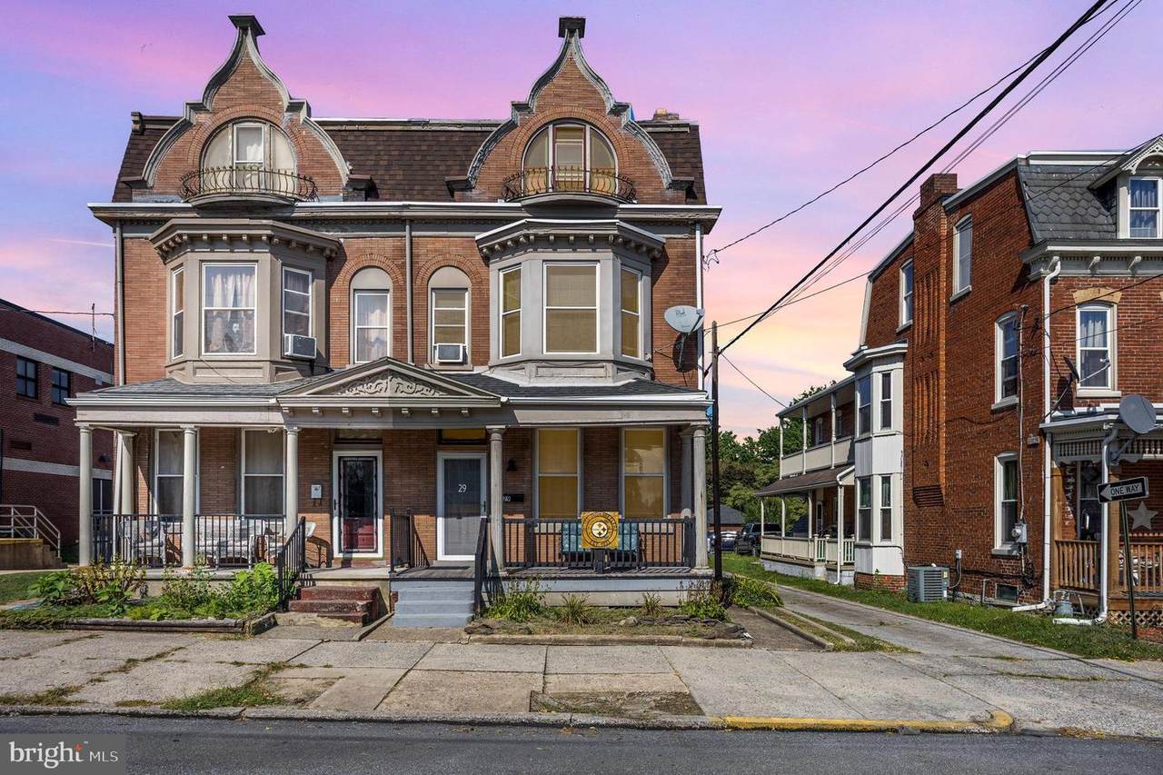 29 9TH Street - Photo 1