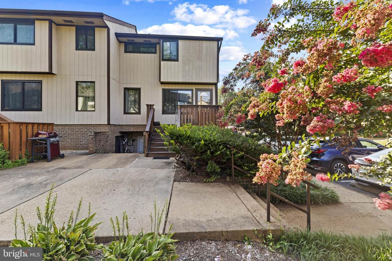 1808 Westwind Way - Photo 1