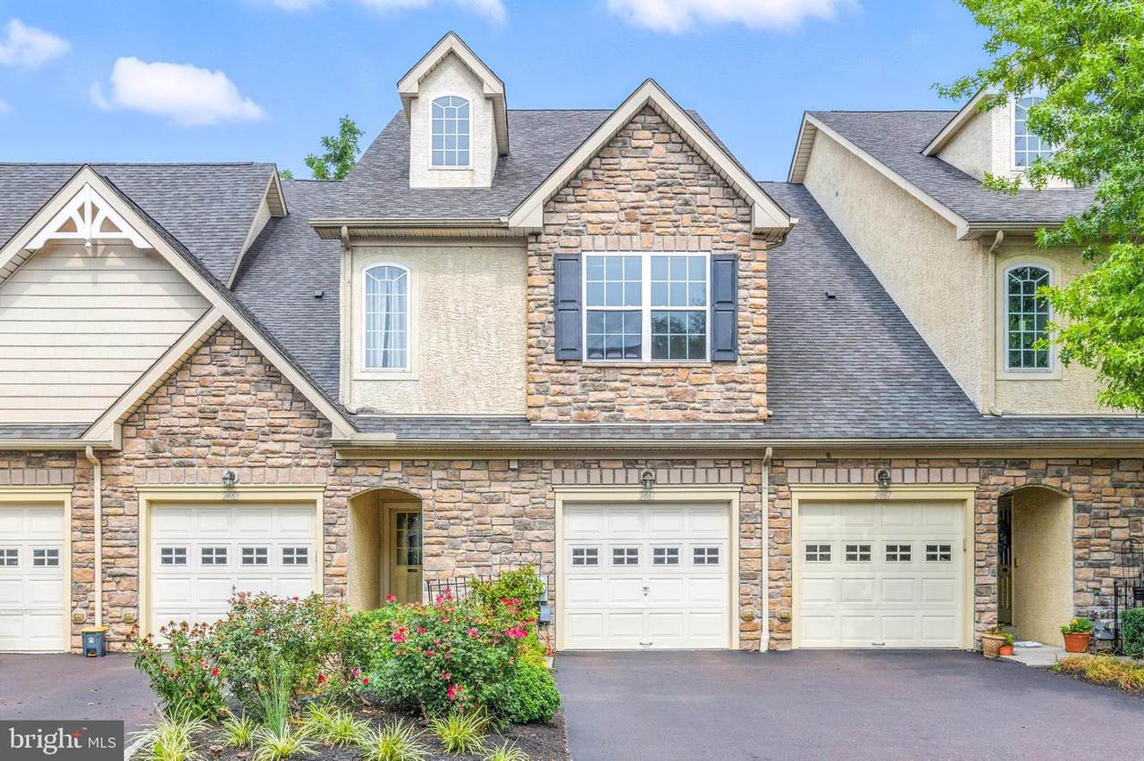 2461 Merri Claude Drive - Photo 1