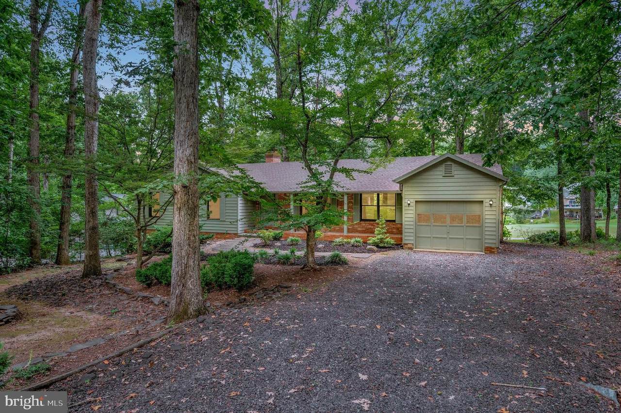106 Cumberland Circle - Photo 1