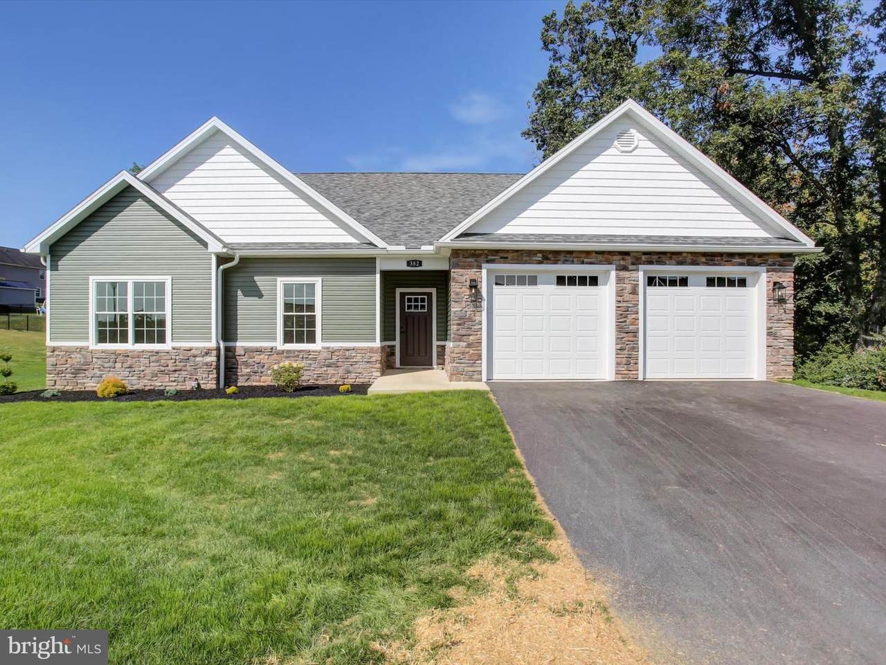 382 Teaberry Drive - Photo 1