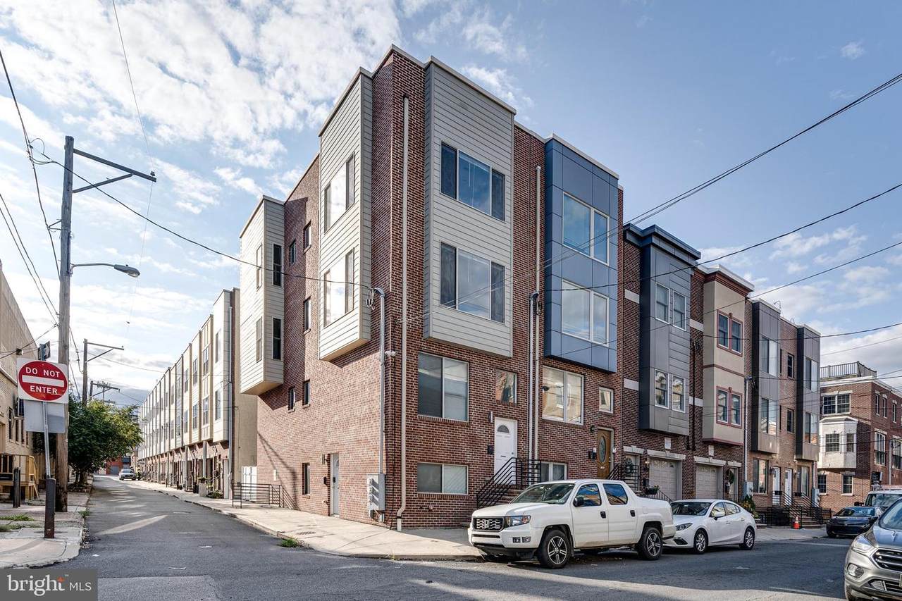 1024 19TH Street - Photo 1