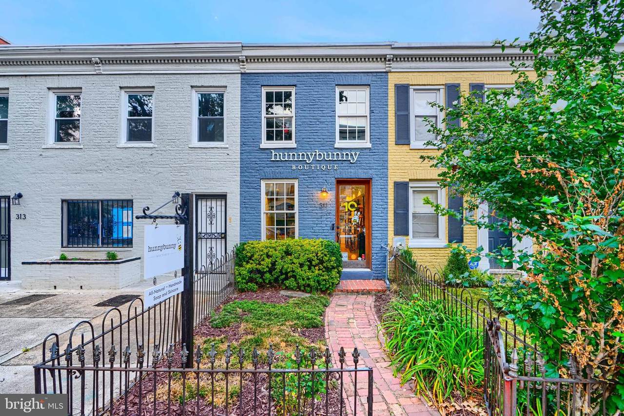 311 8TH Street - Photo 1