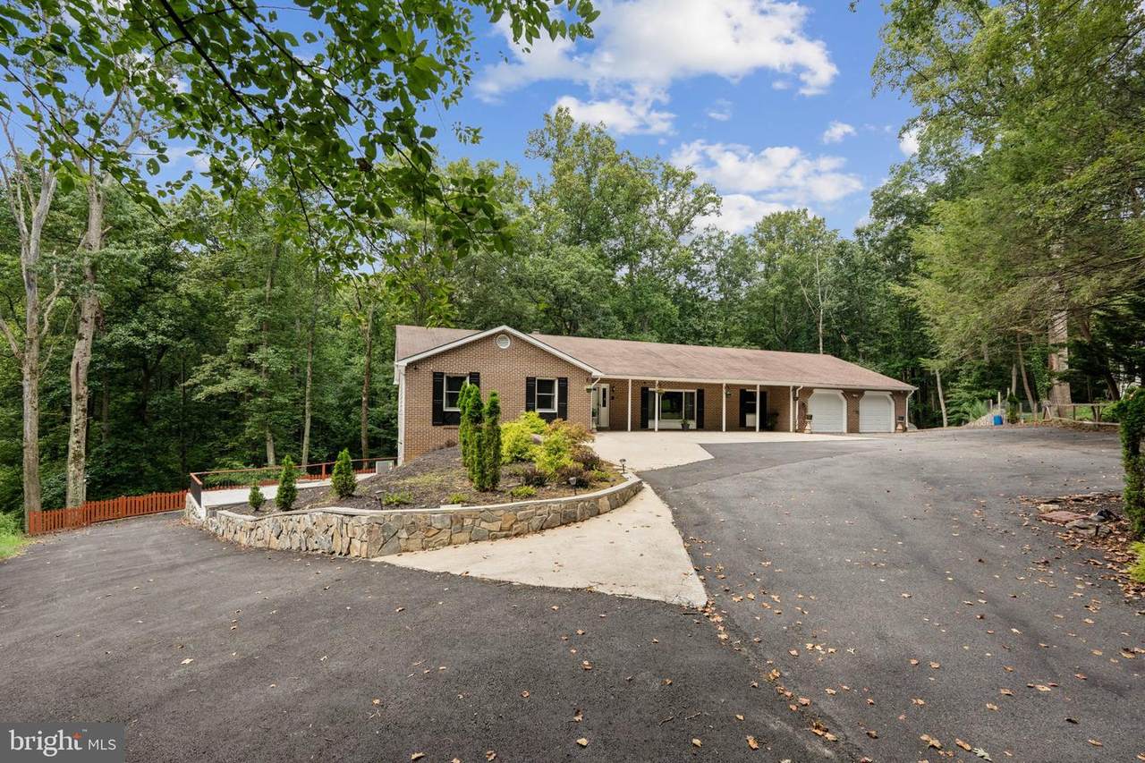 8304 Mariner Court - Photo 1