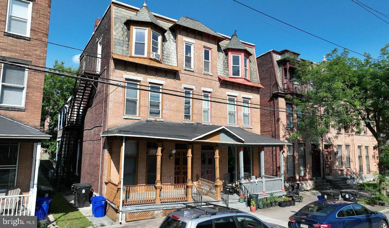 1623 Green Street - Photo 1