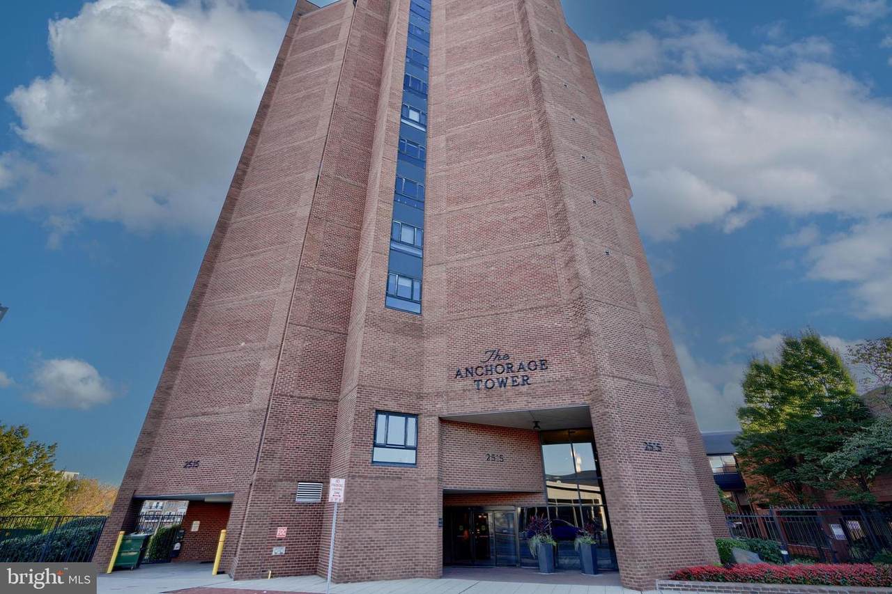 2515 Boston Street - Photo 1