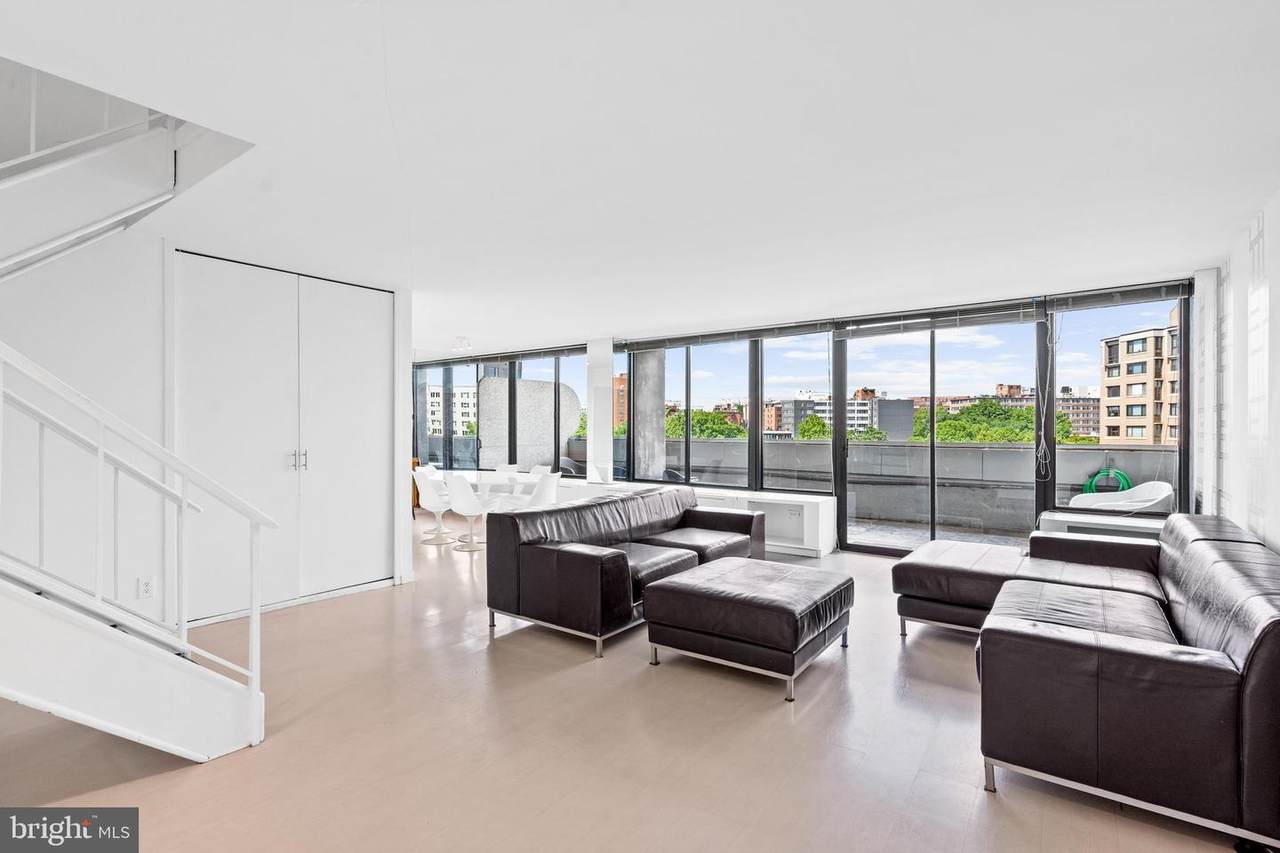 2510 Virginia Avenue - Photo 1