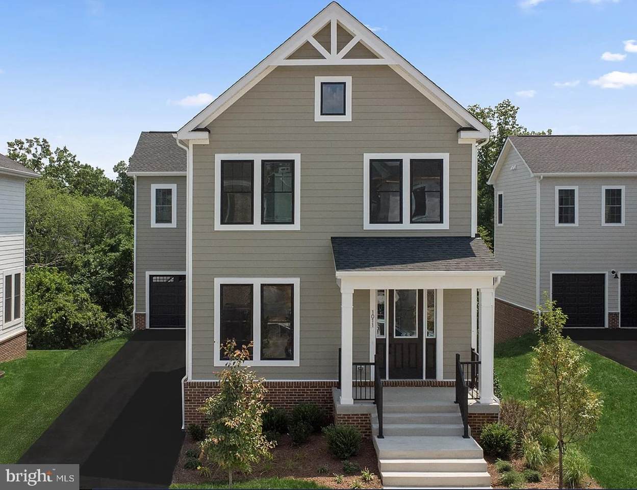 1011 Captain Richards Court - Photo 1