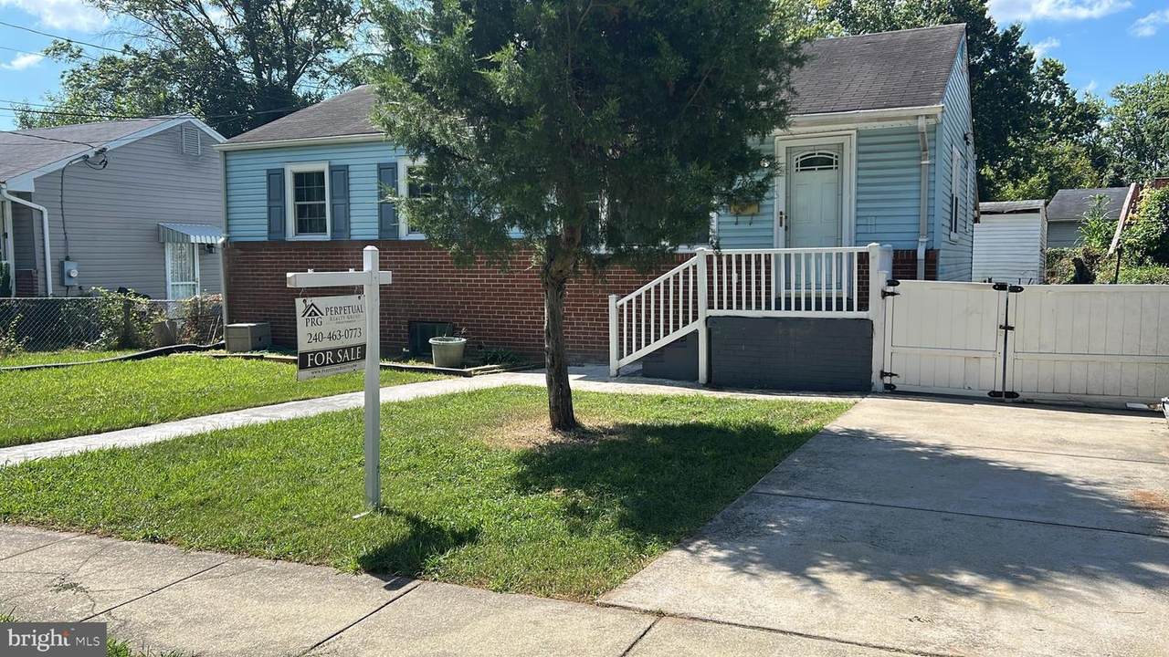 7003 Fairwood Road - Photo 1