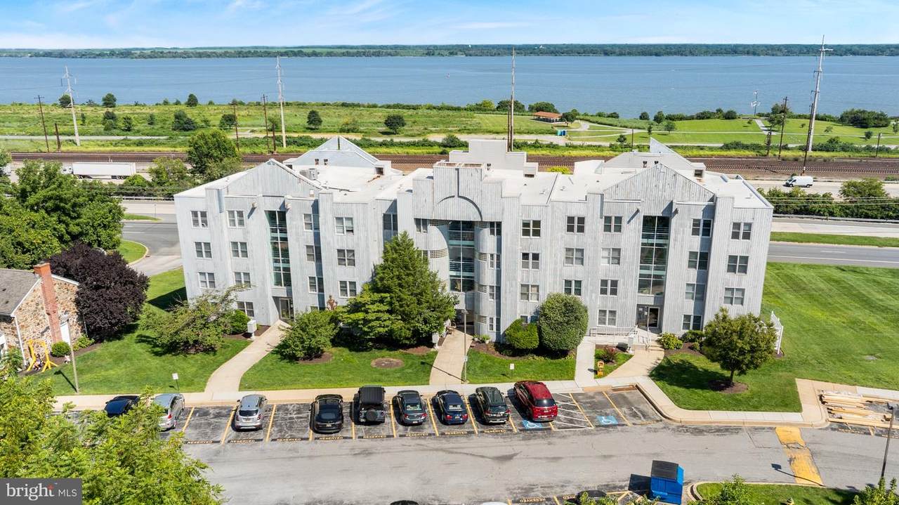 5217 Le Parc Drive - Photo 1