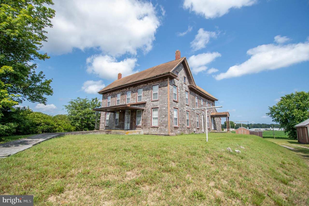 37245 Firemans Road - Photo 1