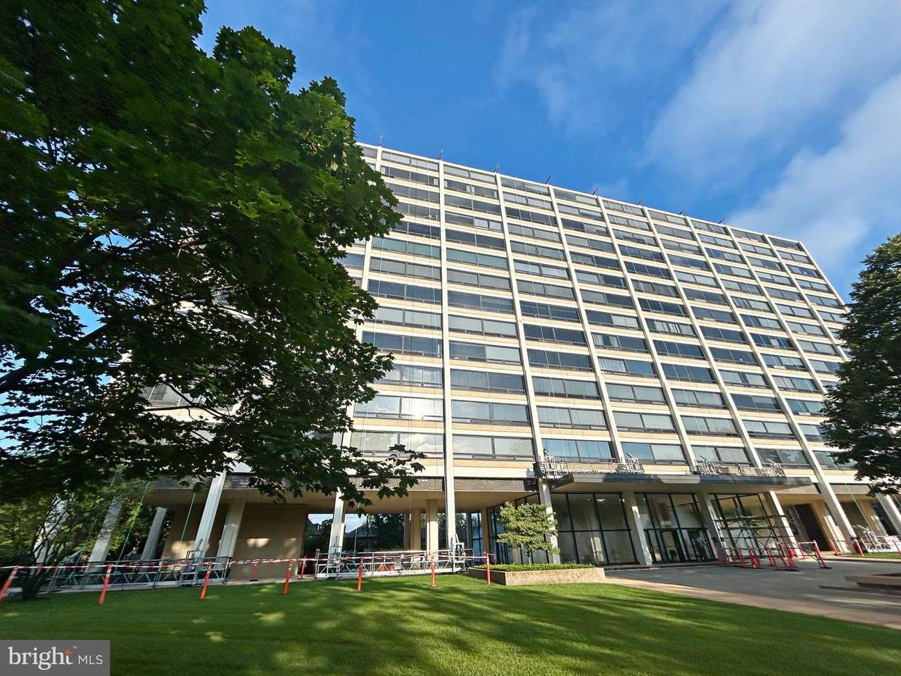 4000 Charles Street - Photo 1