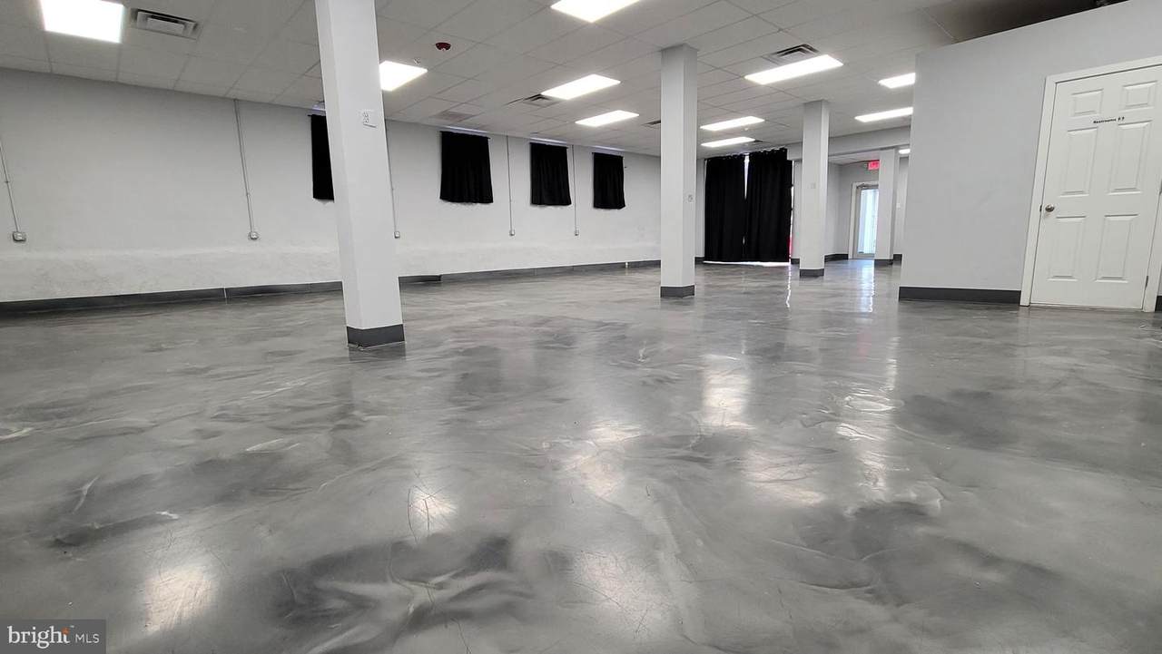 2030-32 Willard Street - Photo 1