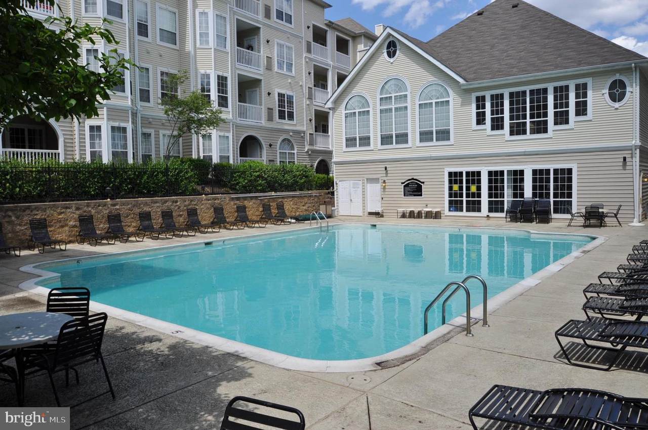 4550 Strutfield Lane - Photo 1