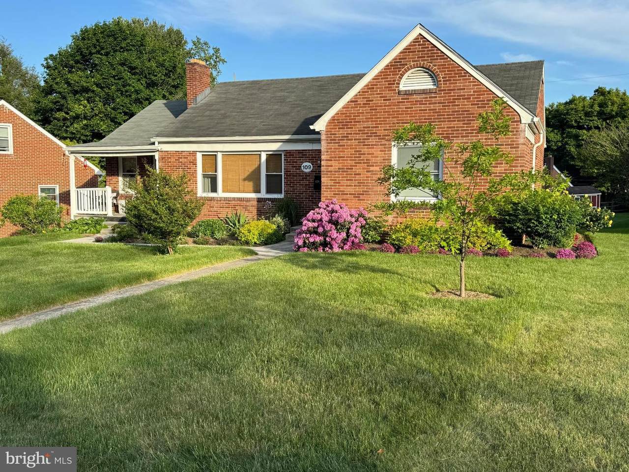 109 Calvert Terrace - Photo 1