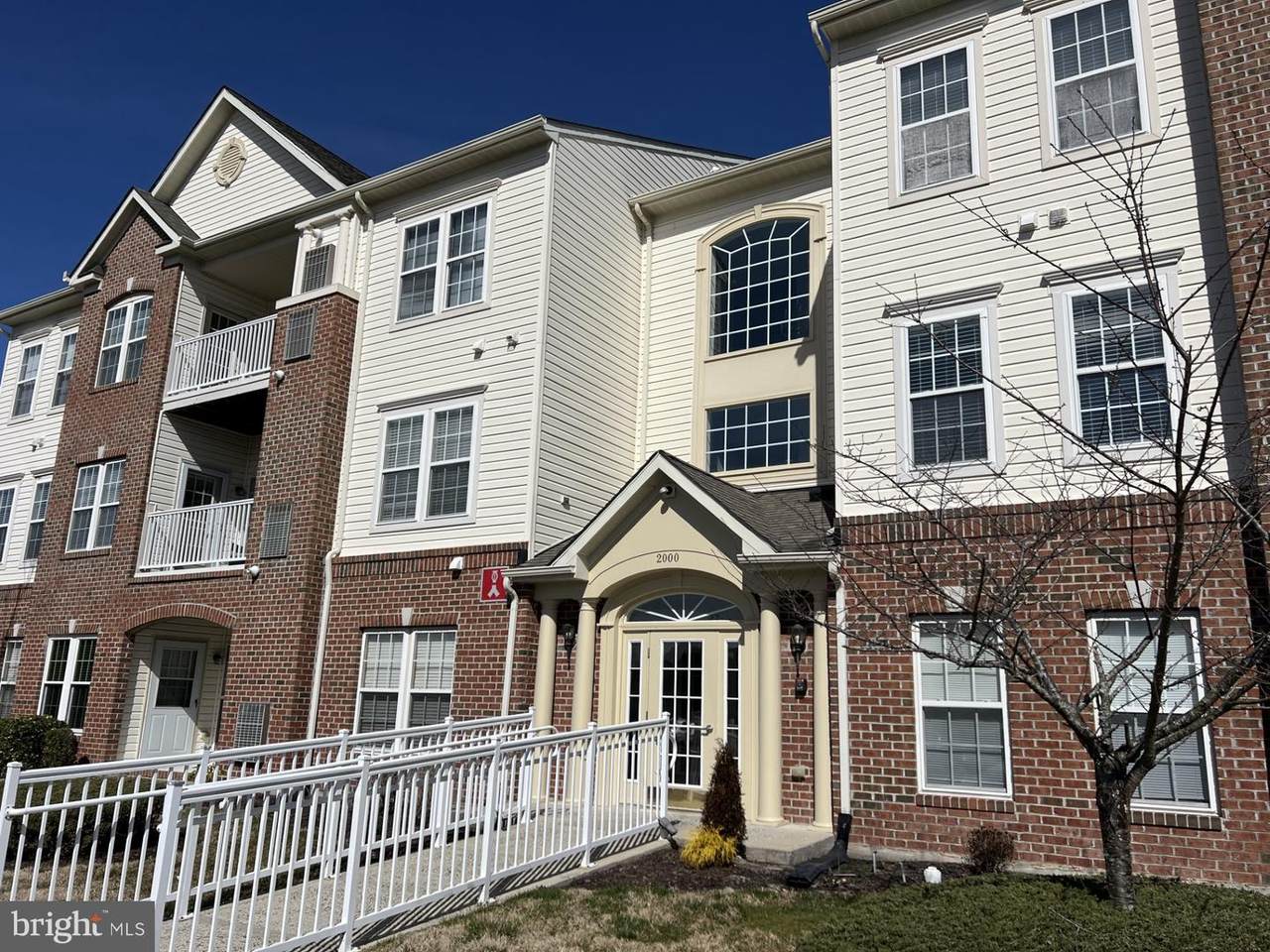 2000 Whispering Ponds Court - Photo 1