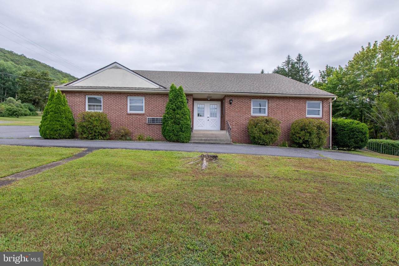 780 Claremont Avenue - Photo 1