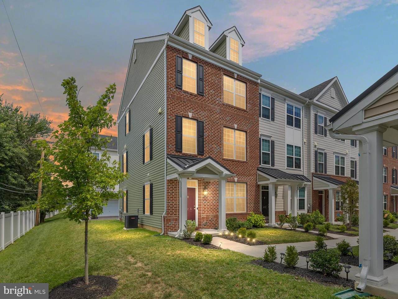625 Mccomb Place - Photo 1
