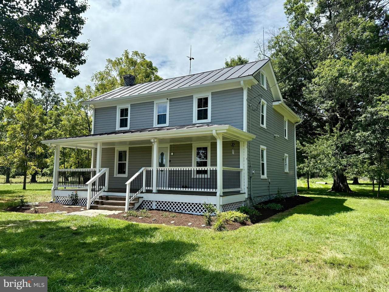 15543 Edgegrove Road - Photo 1