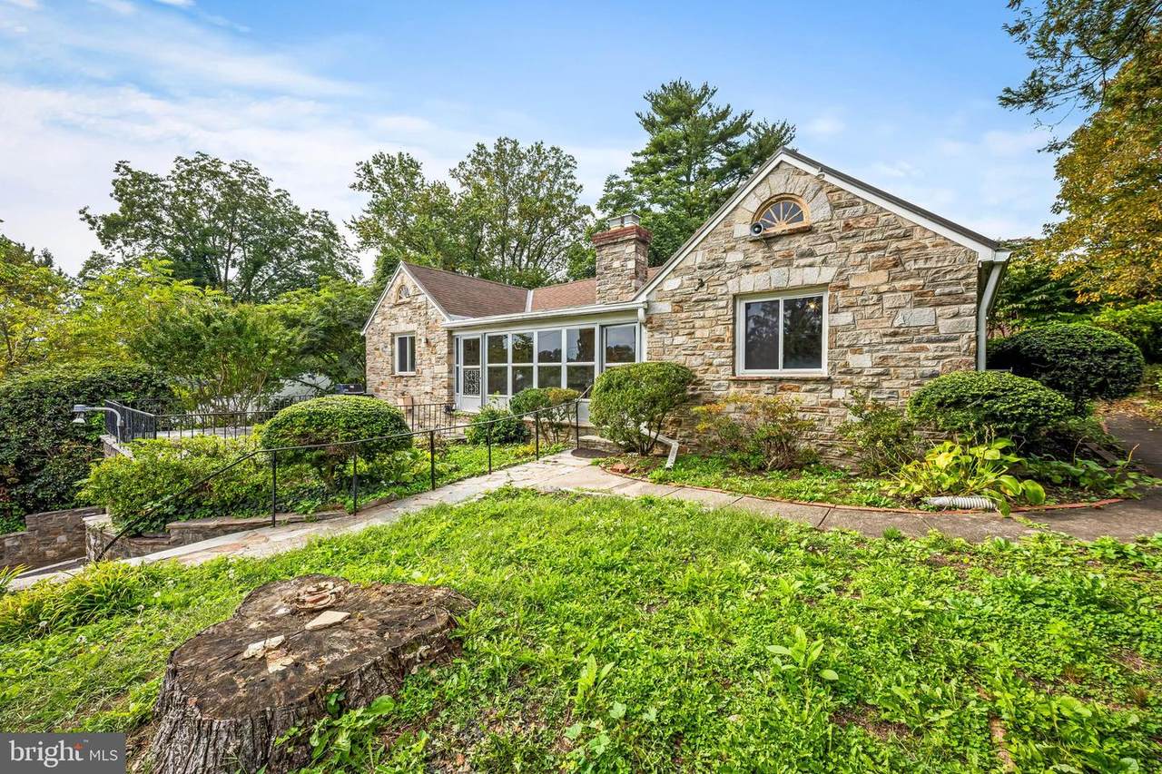 908 Stevenson Lane - Photo 1