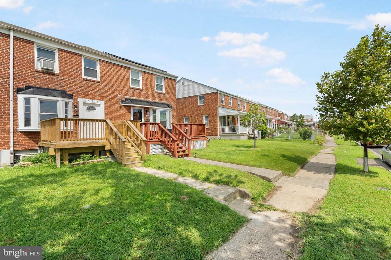 1924 Ewald Avenue - Photo 1