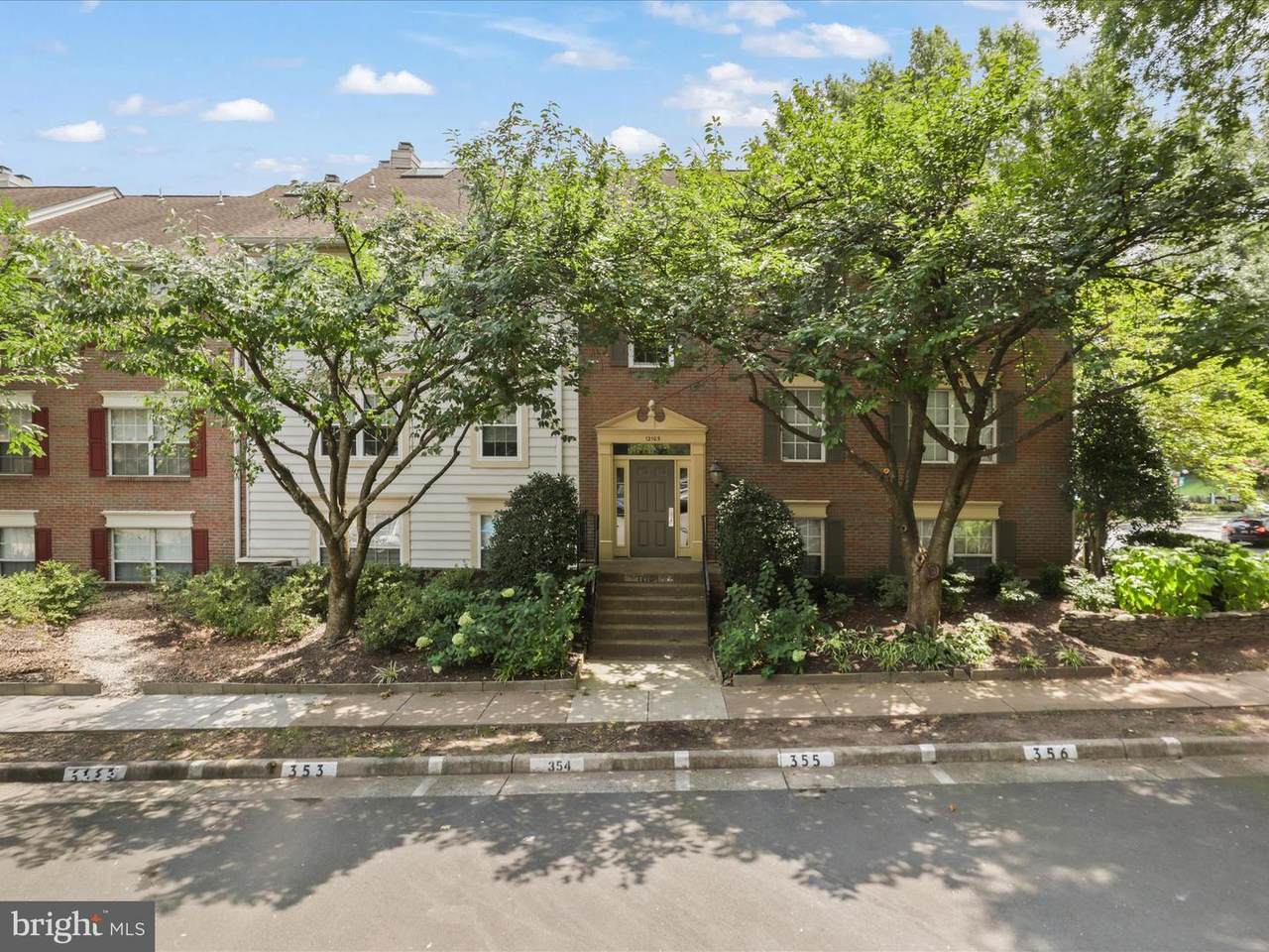 12105 Green Leaf Court - Photo 1