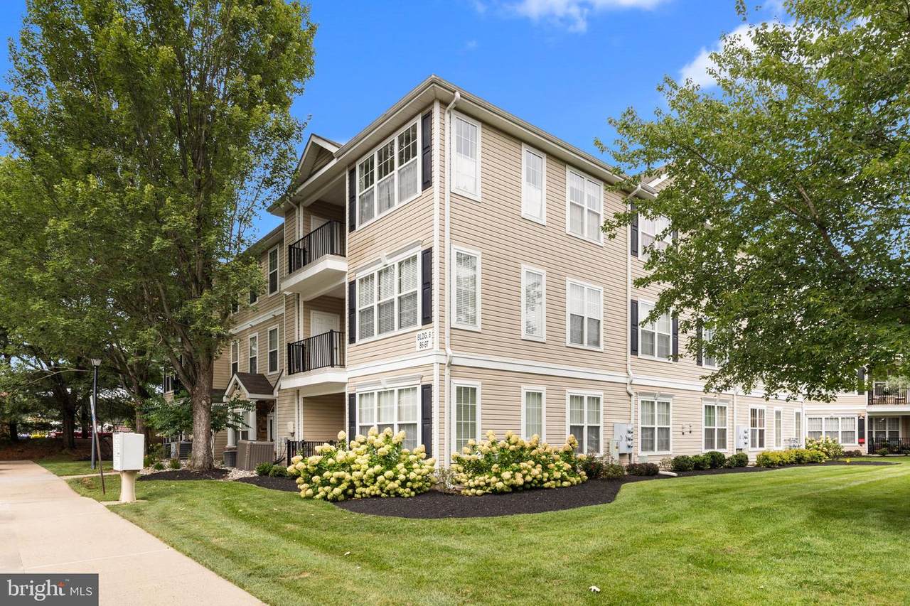 97 Kyle Way - Photo 1