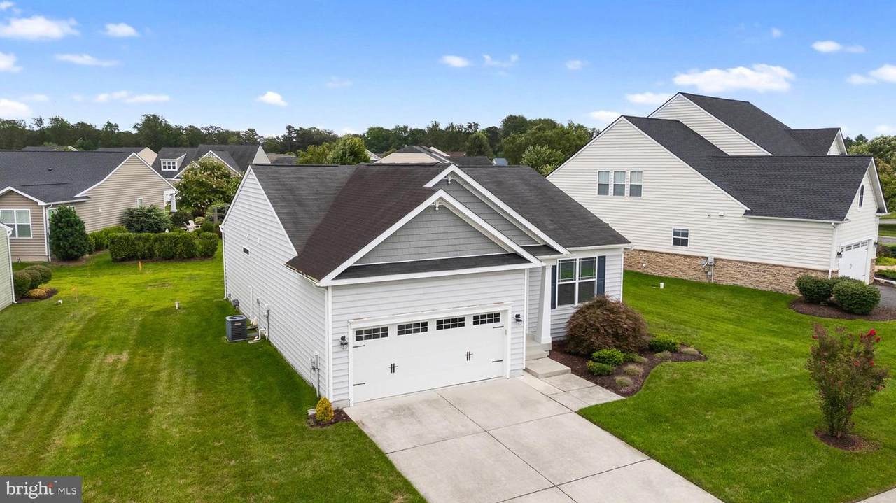 18682 Golden Sunrise Place - Photo 1