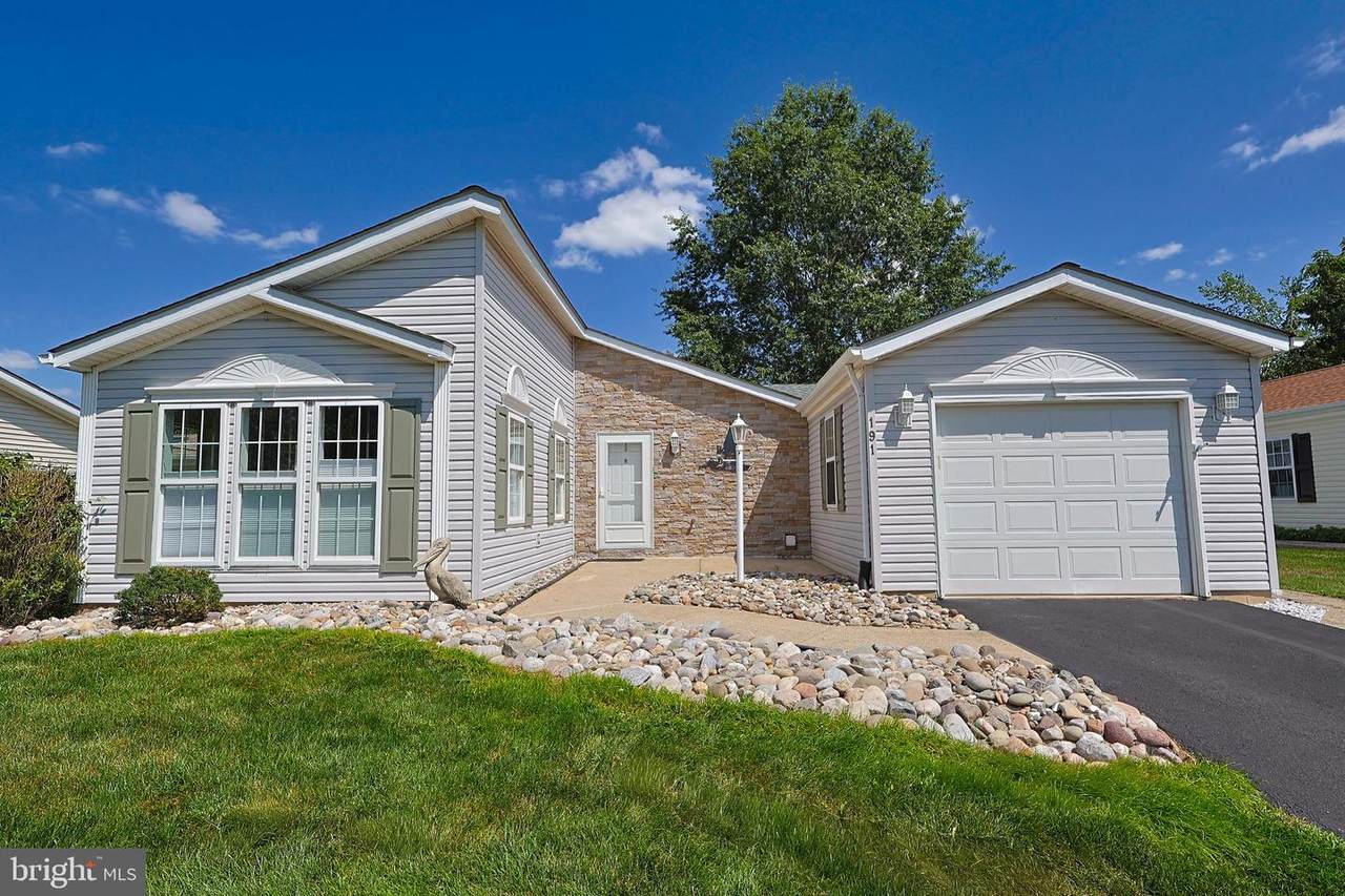 191 Cardinal Court - Photo 1