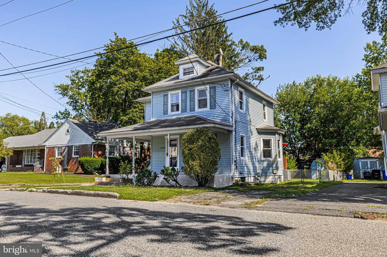 312 Pleasant Street - Photo 1