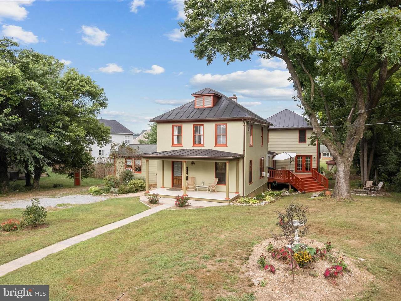 325 Church Street - Photo 1